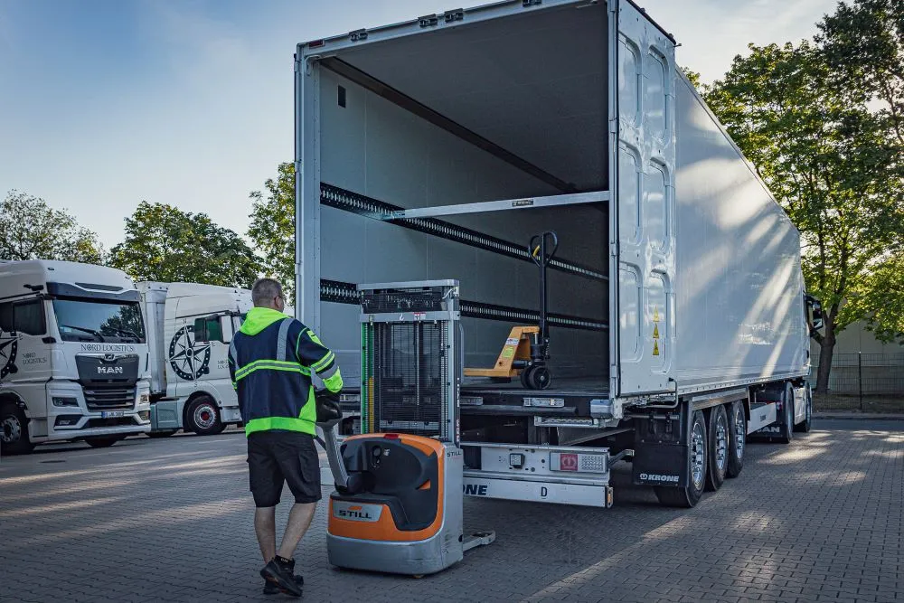 Lagerlogistik/ Warehousing